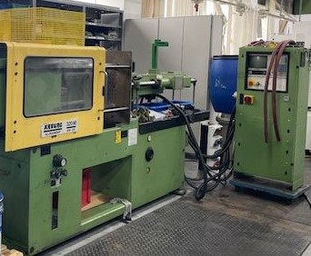 Silikonspritzgussmaschine Arburg 1